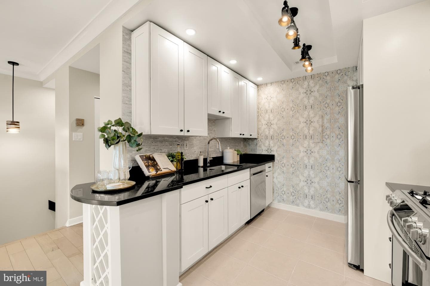 3251 Prospect Street NW #305 photo 9