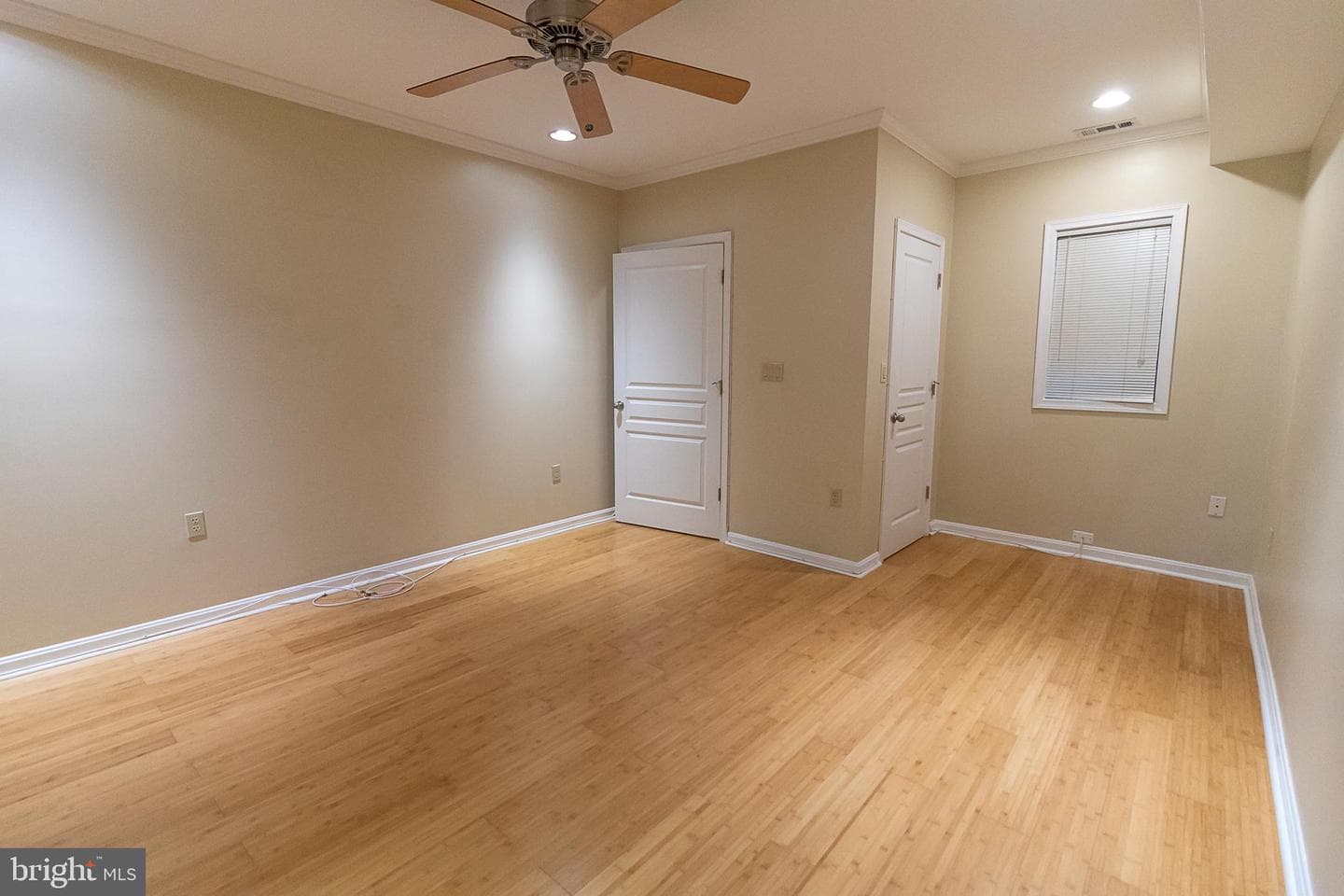819 4th Street NE photo 10