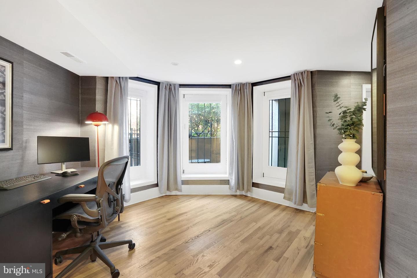 1411 21st Street NW photo 3