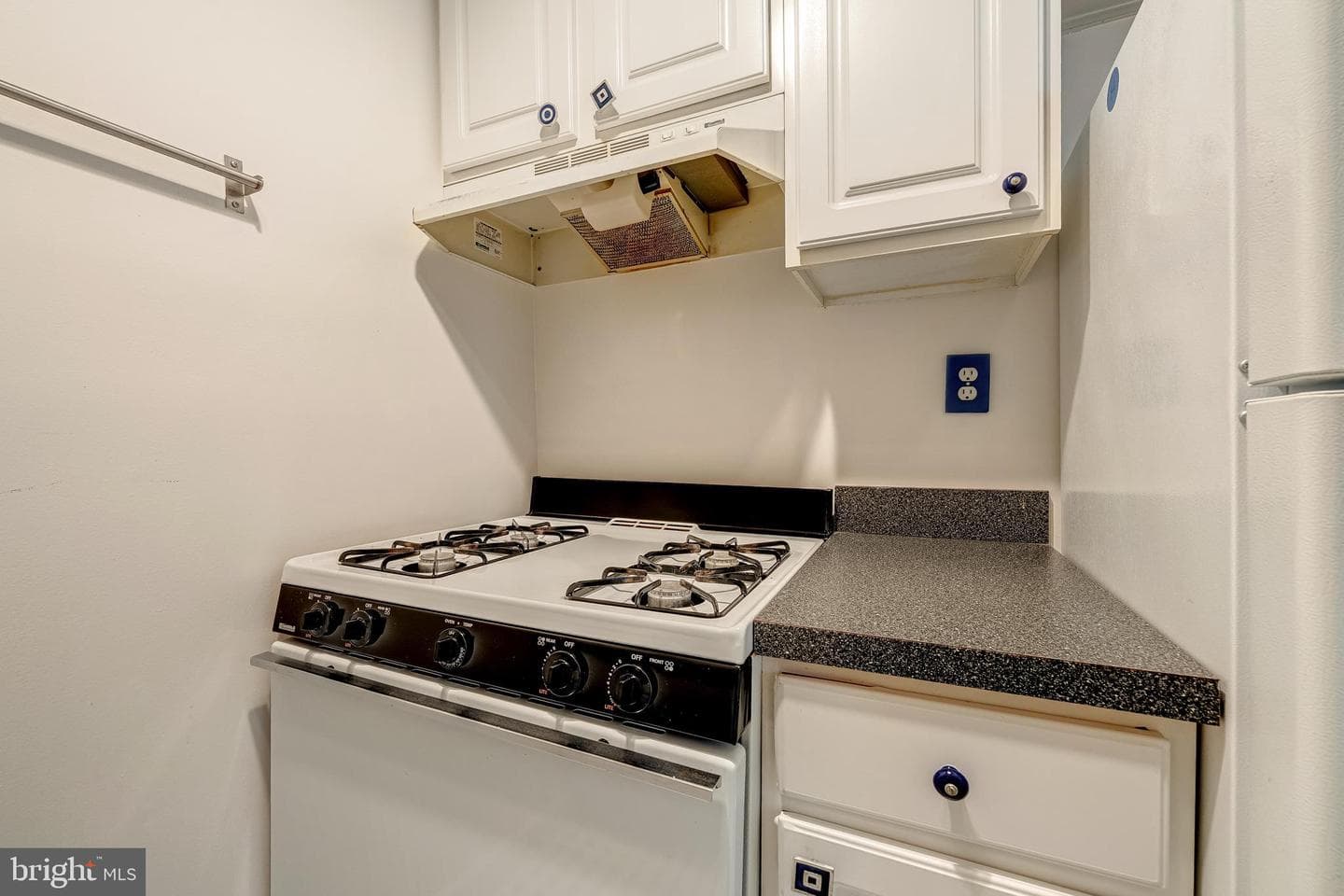 1420 Clifton Street NW #302 photo 14
