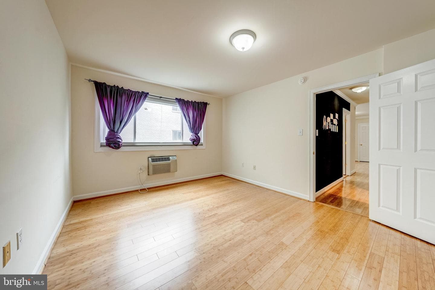 1420 Clifton Street NW #302 photo 16