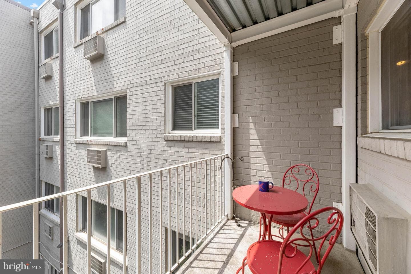 1420 Clifton Street NW #302 photo 25