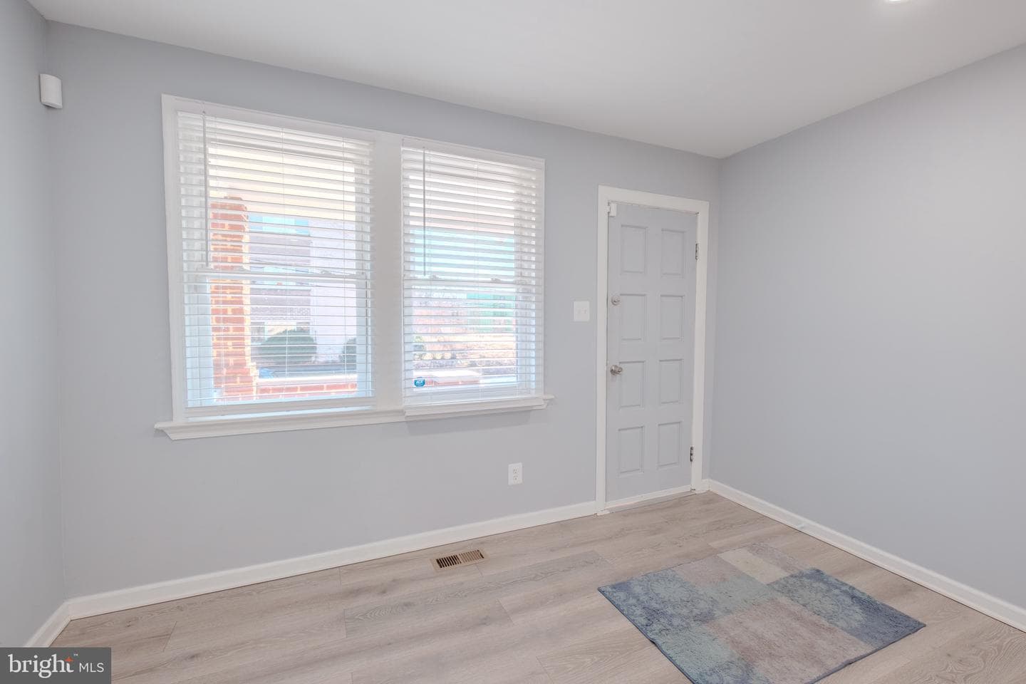 4908 A Street SE photo 3
