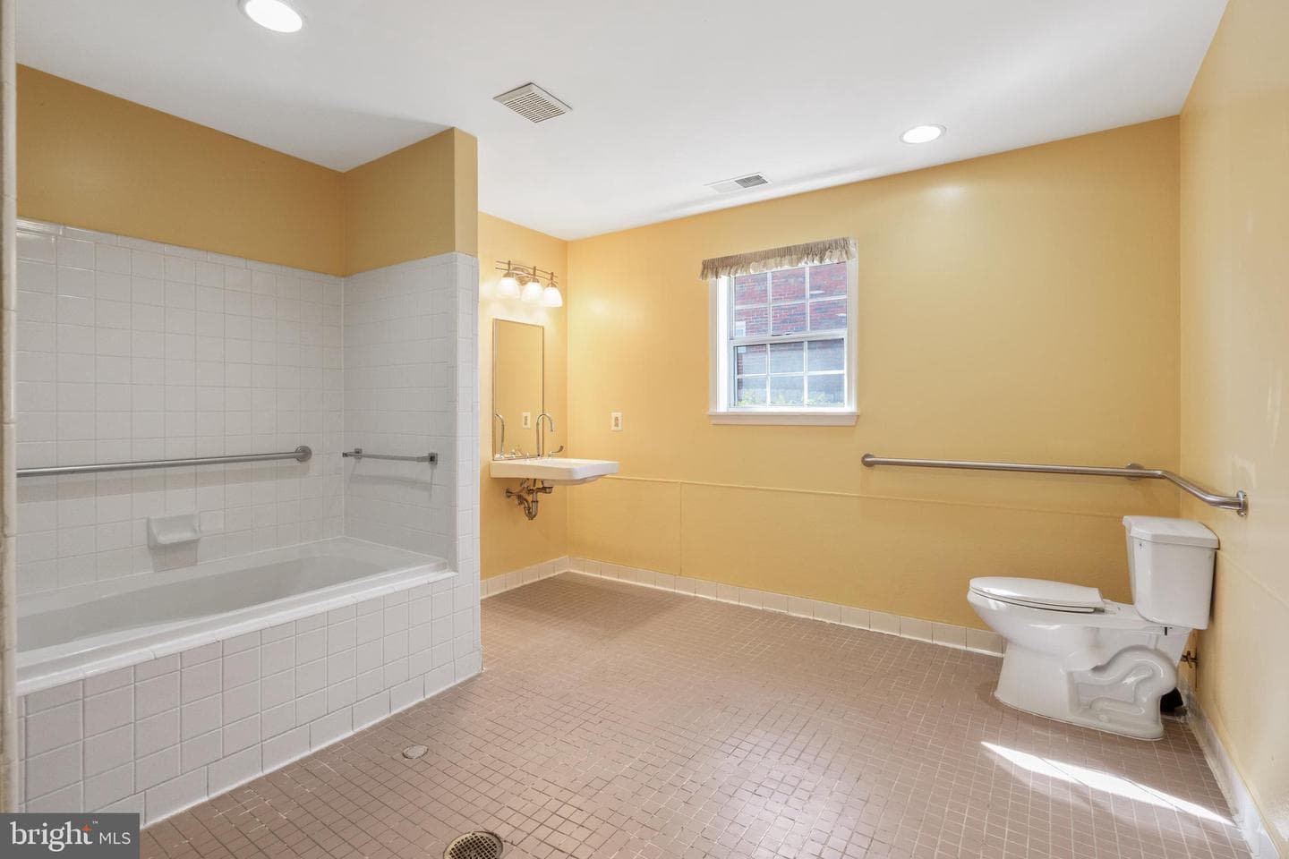 1230 Congress Street SE photo 32