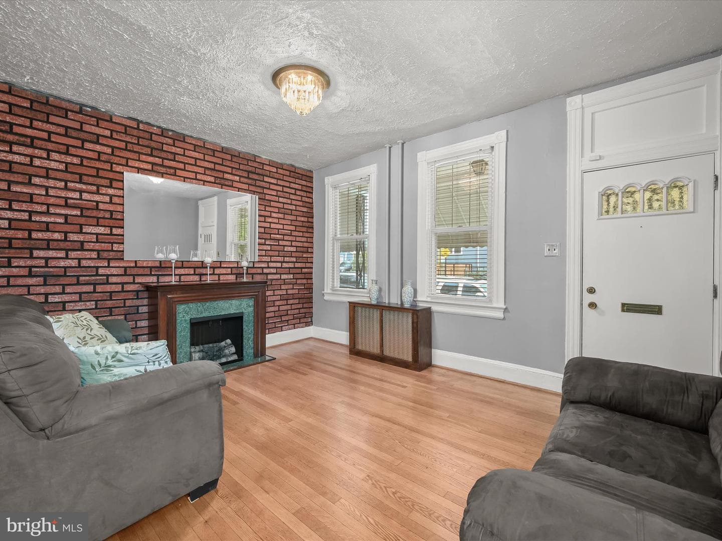 1616 T Street SE photo 4