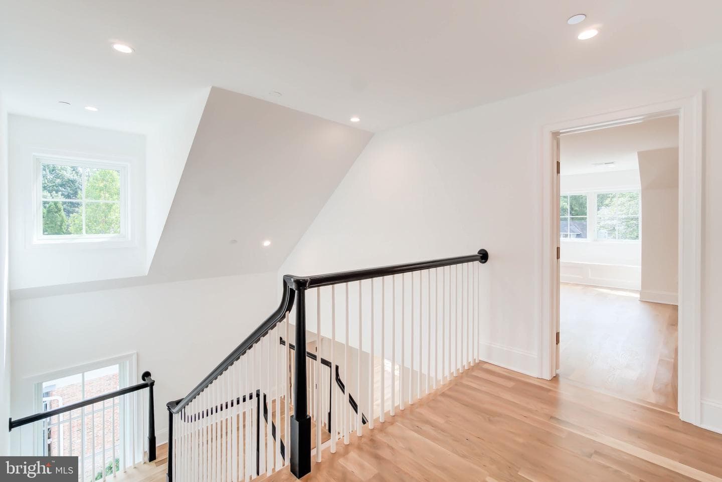 4821 Upton Street NW photo 94