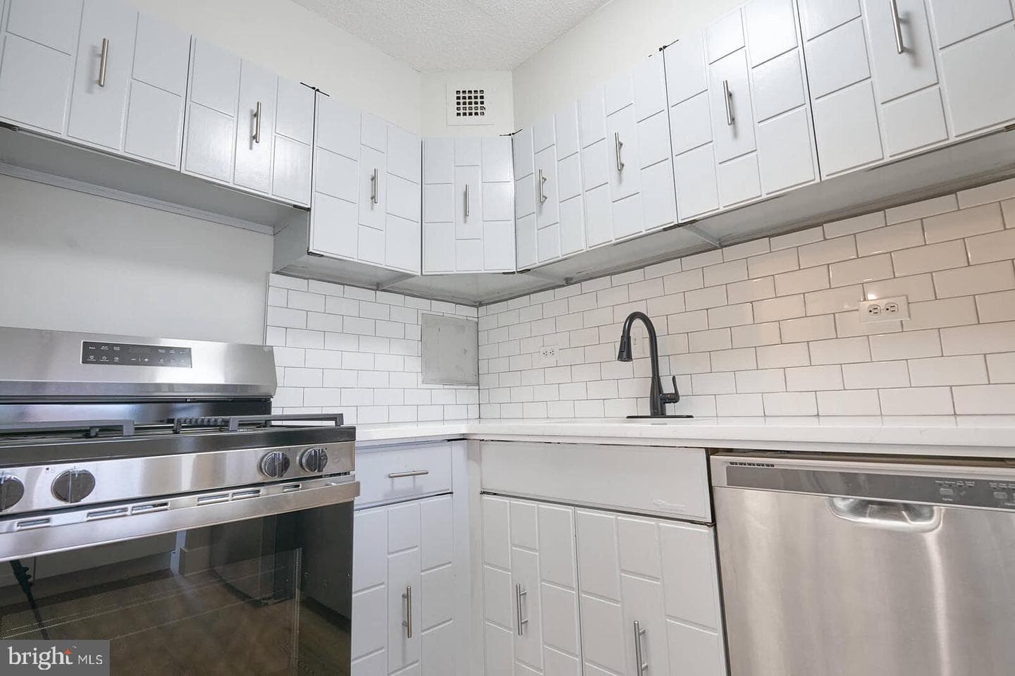 700 7th Street SW #313 photo 6