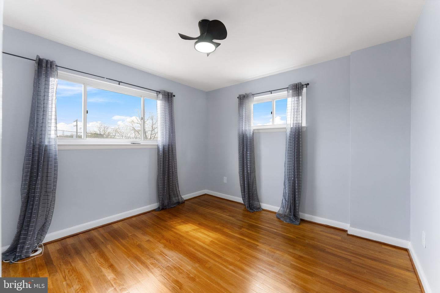 5213 12th Street NE photo 22