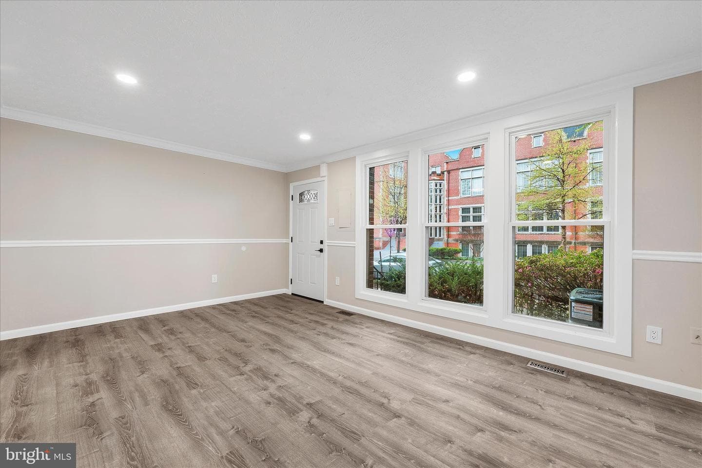 1121 Harvard Street NW #f photo 9