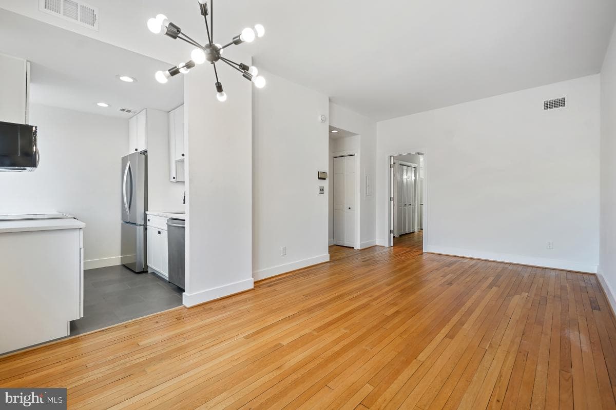 1926 New Hampshire Avenue NW #25 photo 6