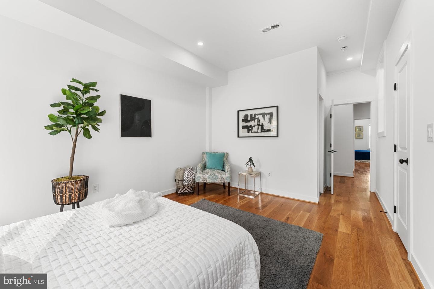 1312 Fairmont Street NW photo 22