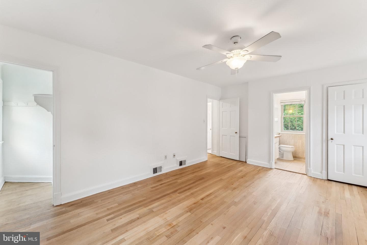 1614 Myrtle Street NW photo 13