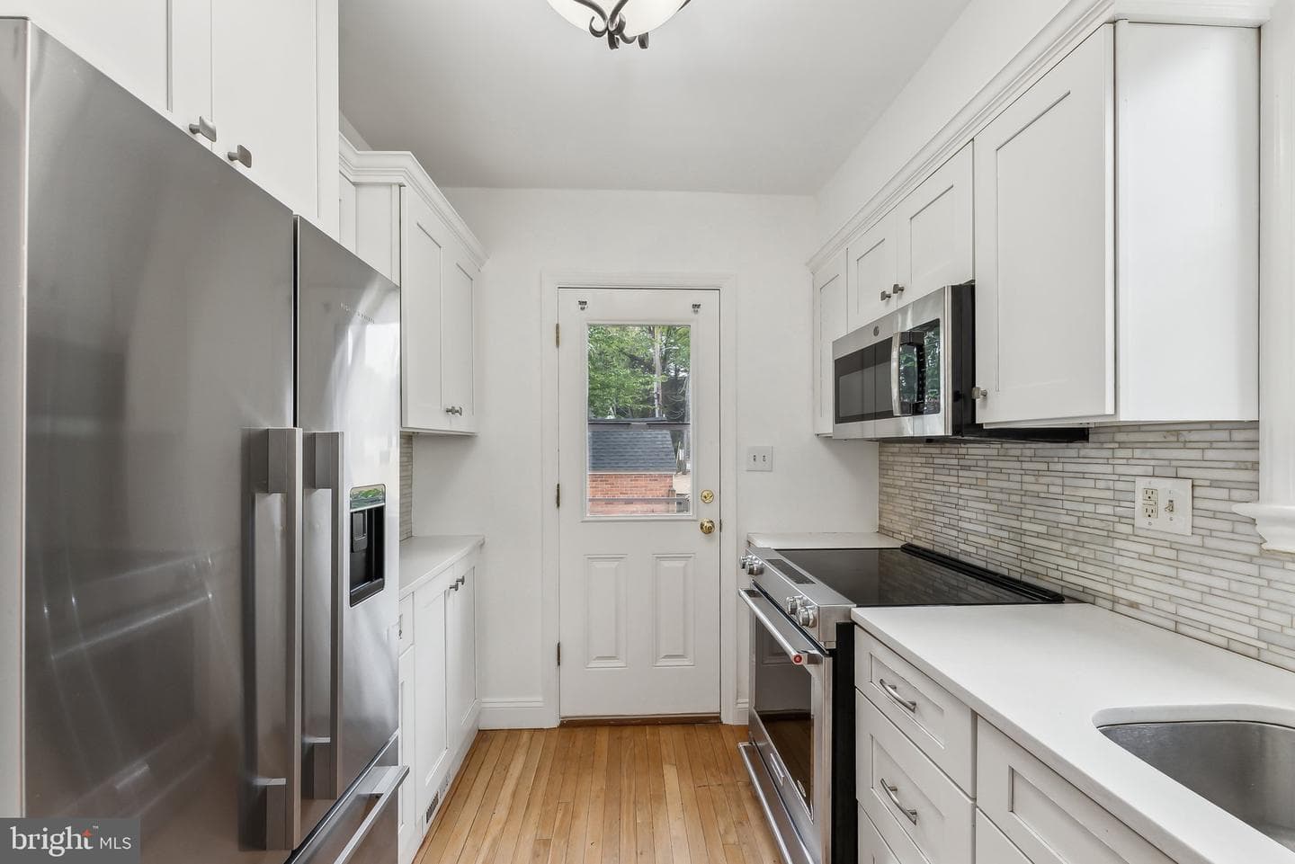 1614 Myrtle Street NW photo 8