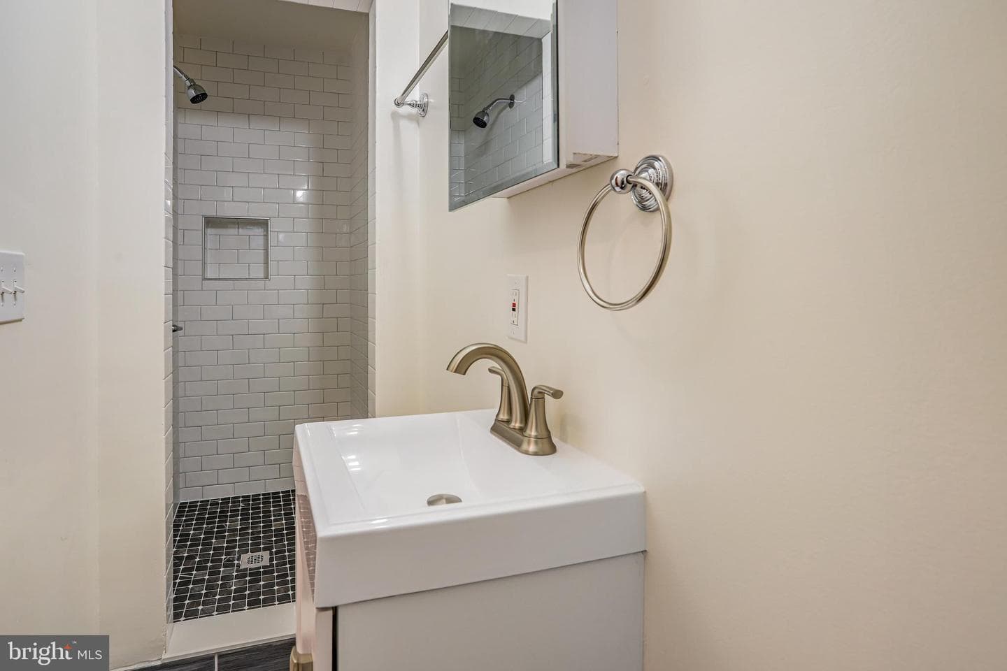 1318 Longfellow Street NW photo 29