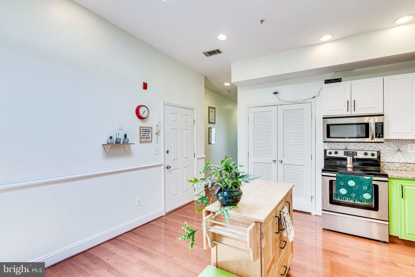 408 Kennedy Street NW #302 photo 17