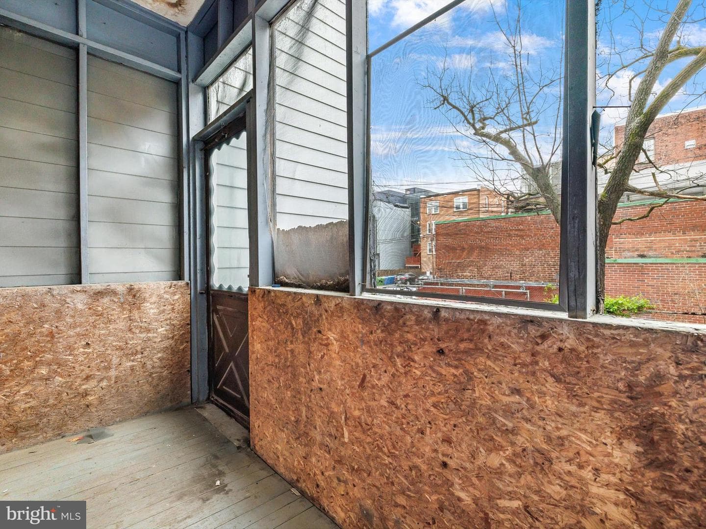 1474 Harvard Street NW photo 15