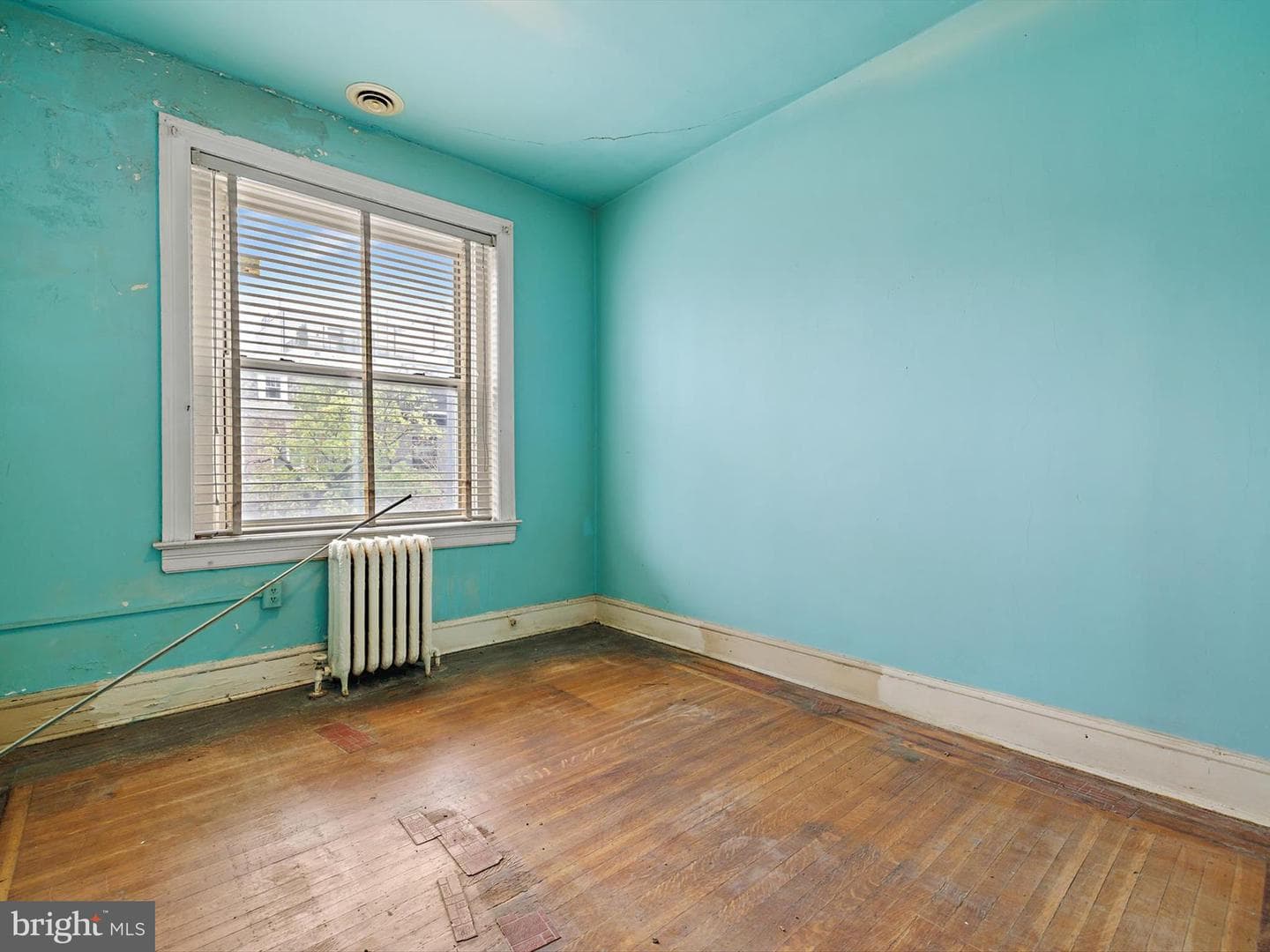 1474 Harvard Street NW photo 22