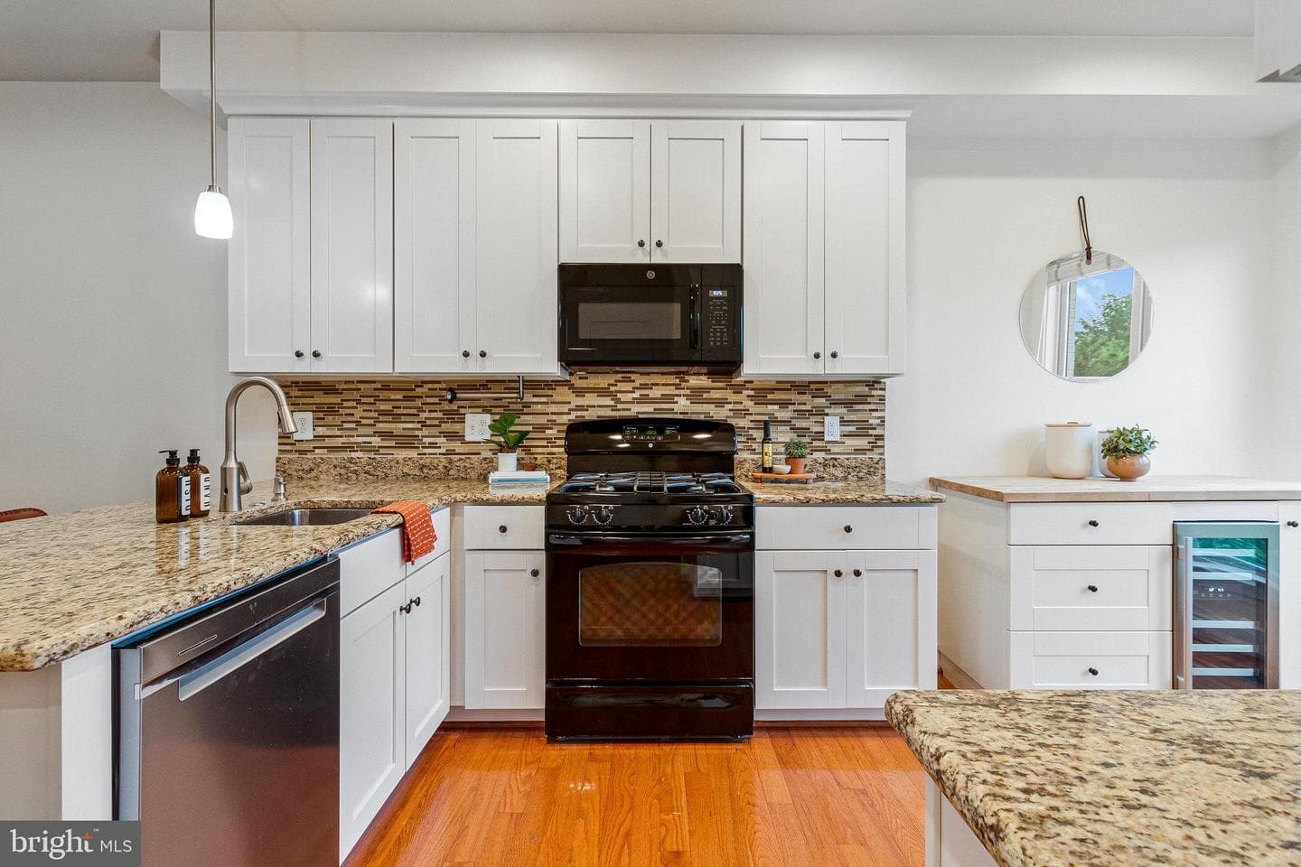 415 I Street SE photo 13