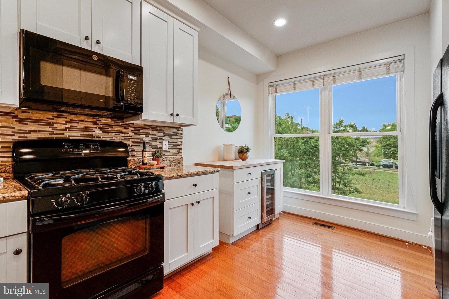415 I Street SE photo 14