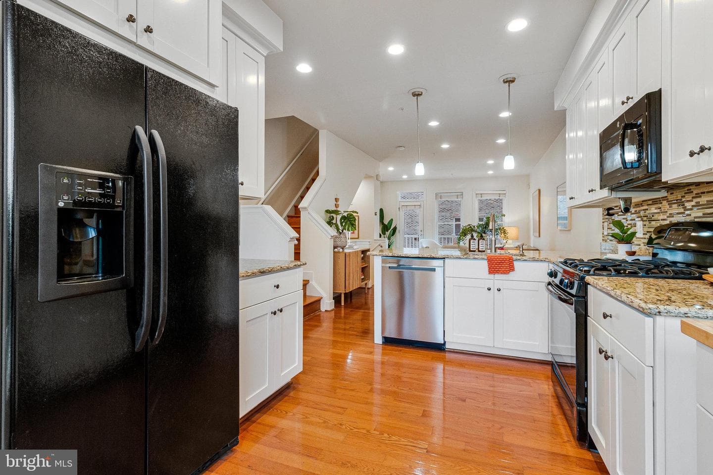 415 I Street SE photo 15