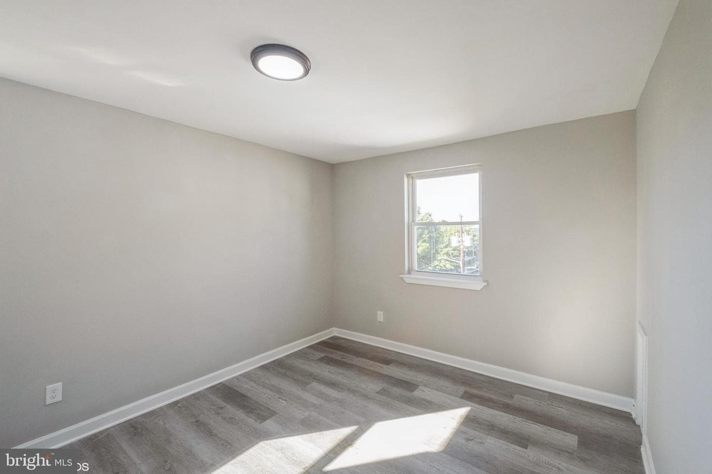 742 Brandywine Street SE #302 photo 13
