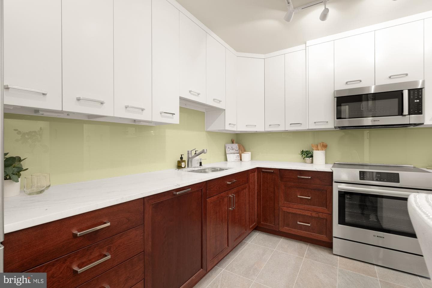 2555 Pennsylvania Avenue NW #617 & 618 photo 26