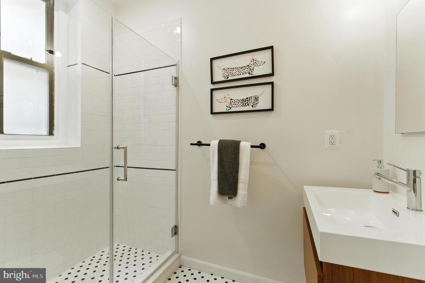 147 R Street NE #8 photo 9