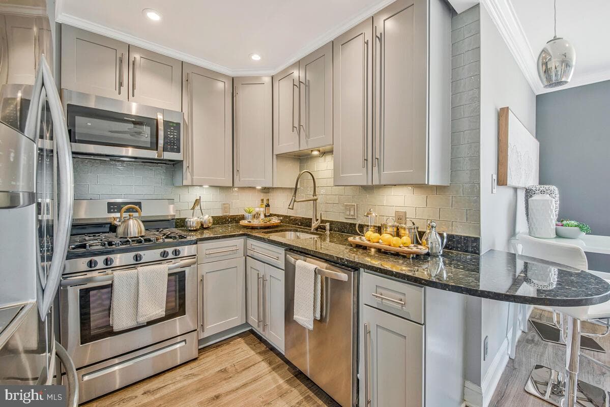 3000 7th Street NE #318 photo 9