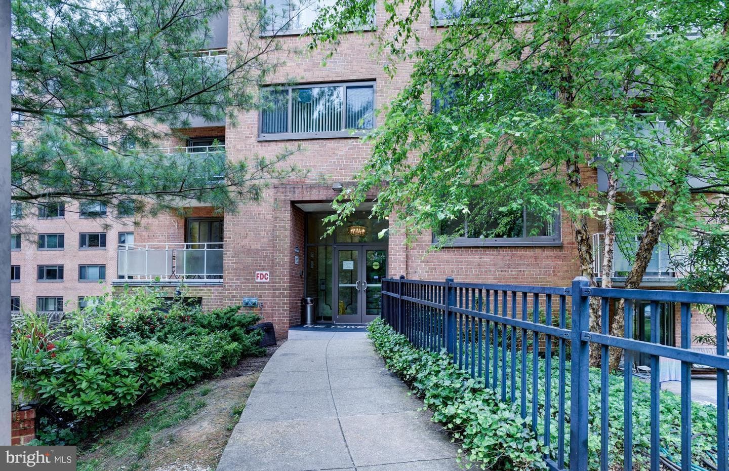 4201 Cathedral Avenue NW #1411e photo 52