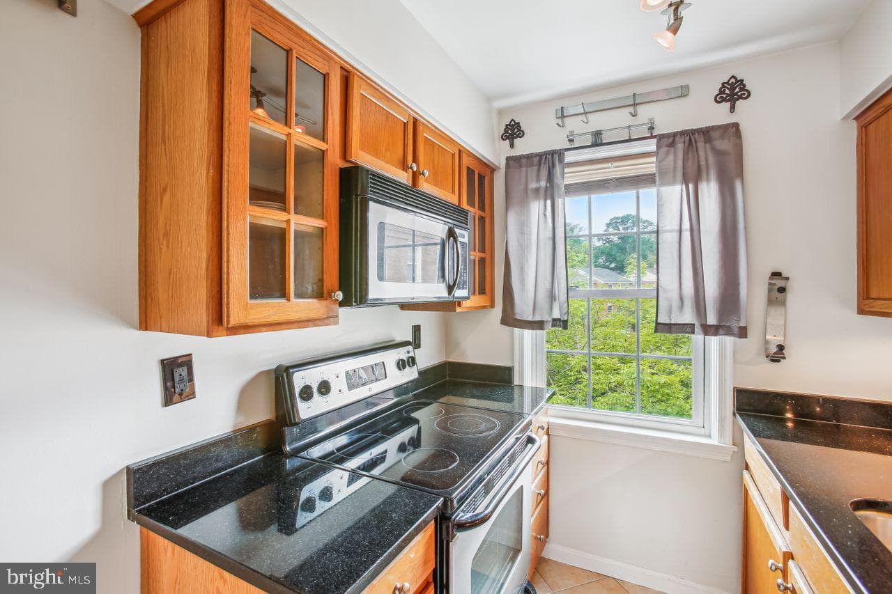 2015 37th Street SE #301 photo 4