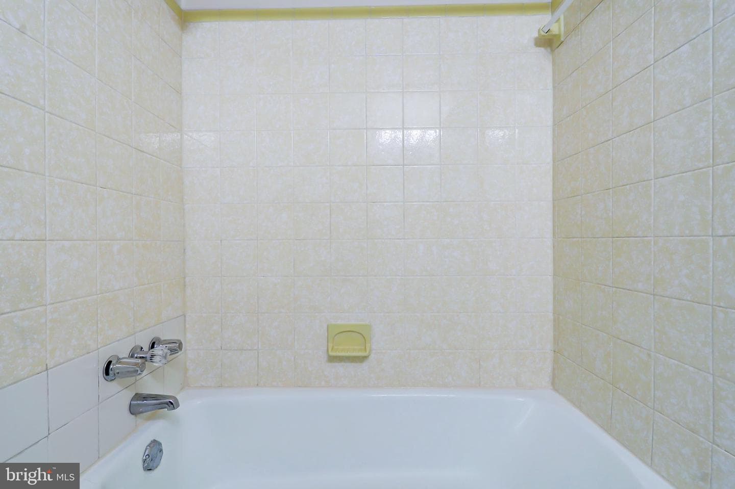 1307 Emerald Street NE photo 18