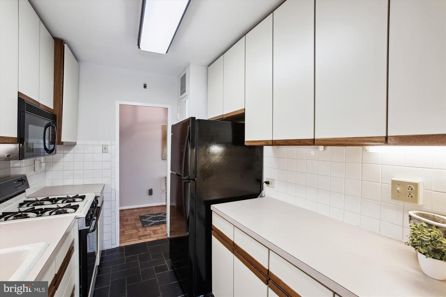 2475 Virginia Avenue NW #321 photo 21