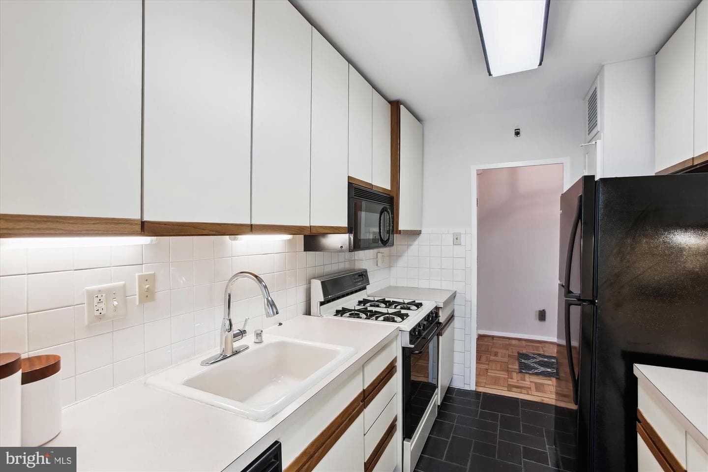 2475 Virginia Avenue NW #321 photo 23