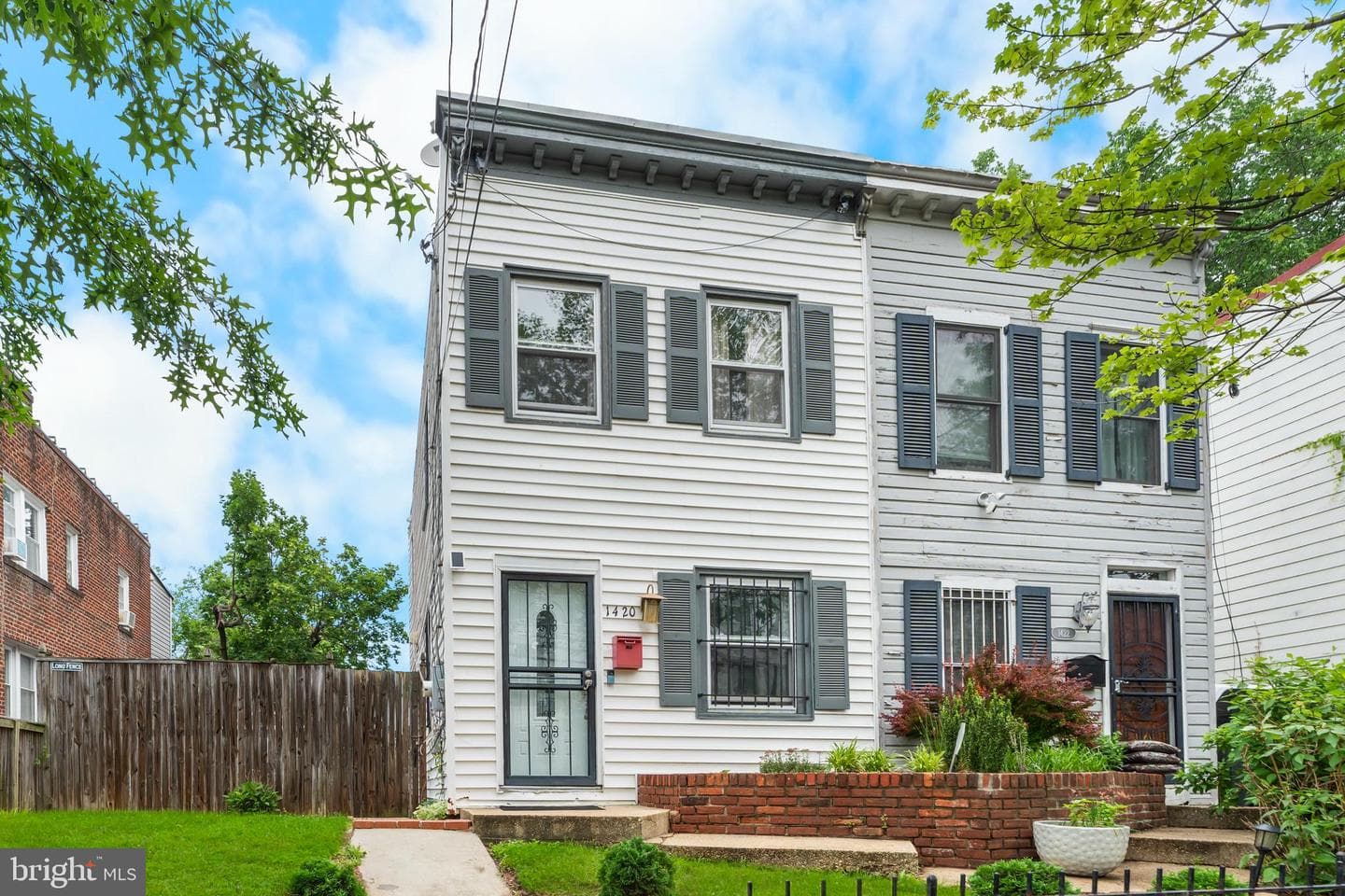 1420 V Street SE photo 2