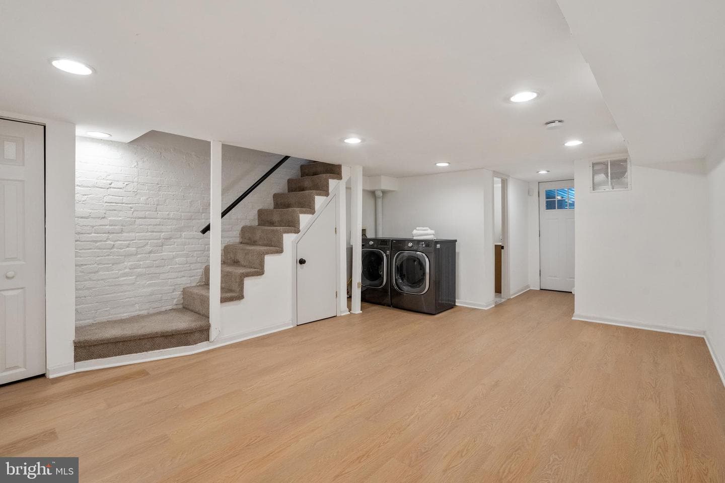 2426 4th Street NE photo 31