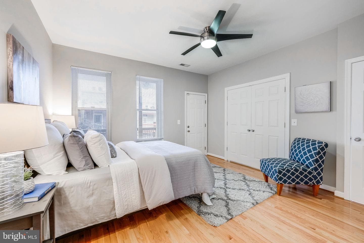 27 Todd Place NE photo 16