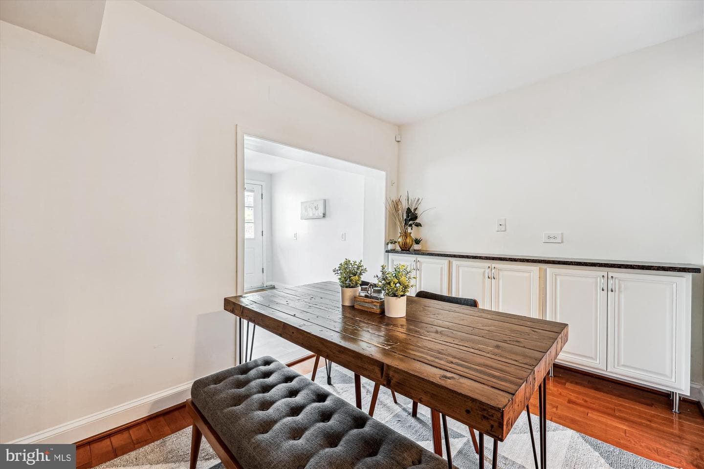 825 Euclid Street NW photo 8