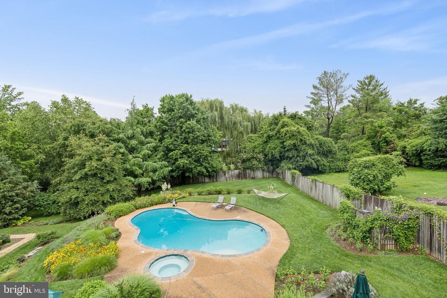 3917 Fessenden Street NW photo 9