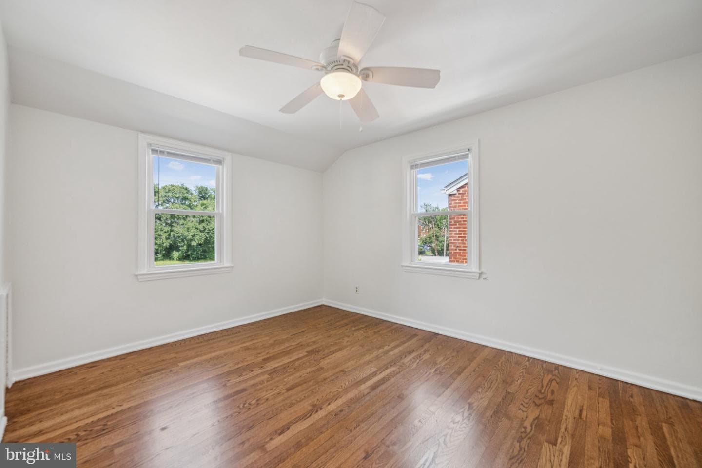 4932 11th Street NE photo 11