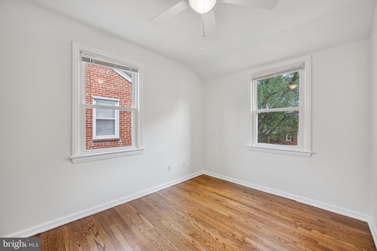 4932 11th Street NE photo 16