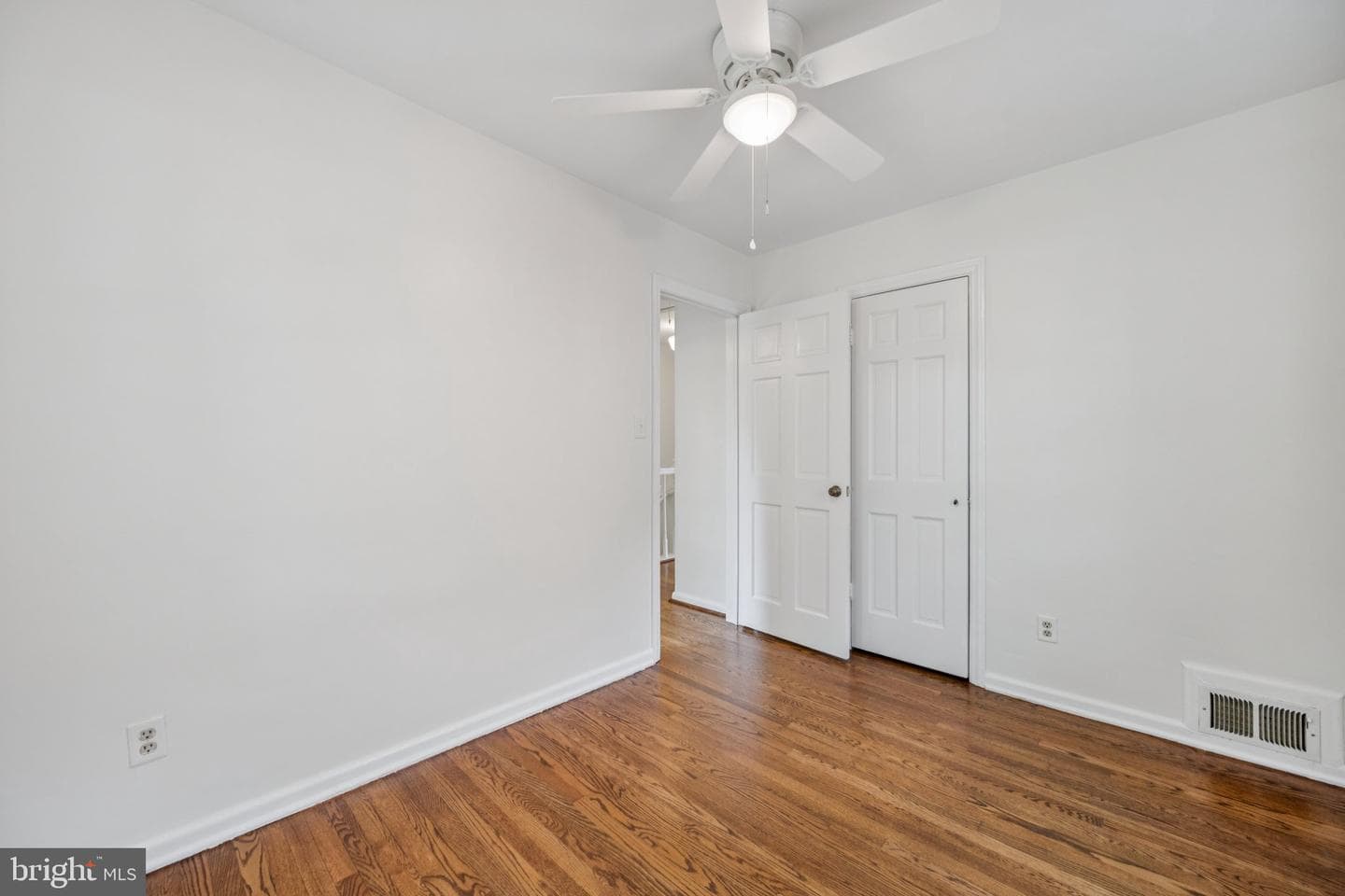 4932 11th Street NE photo 17