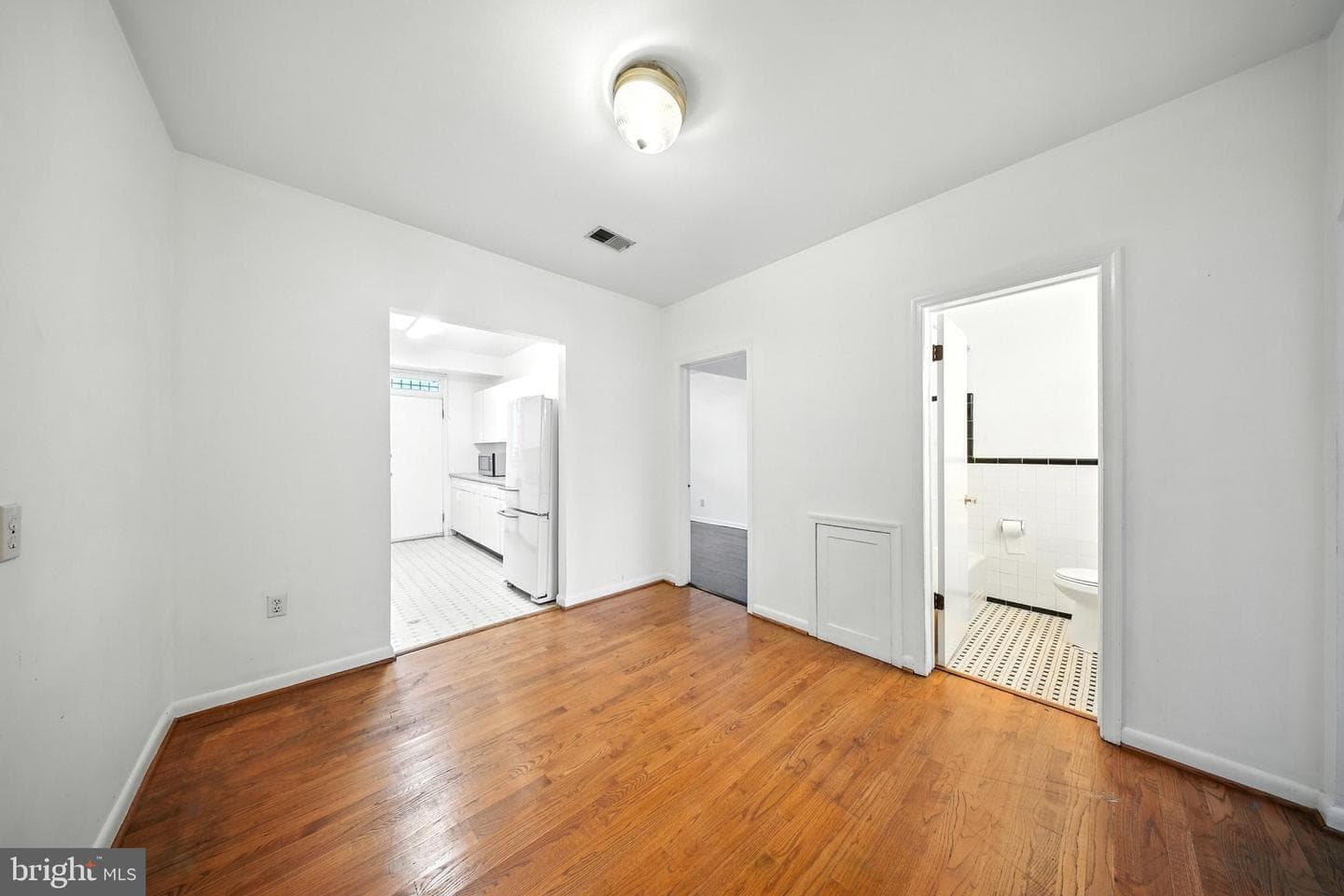 1006 4th Street NE photo 6