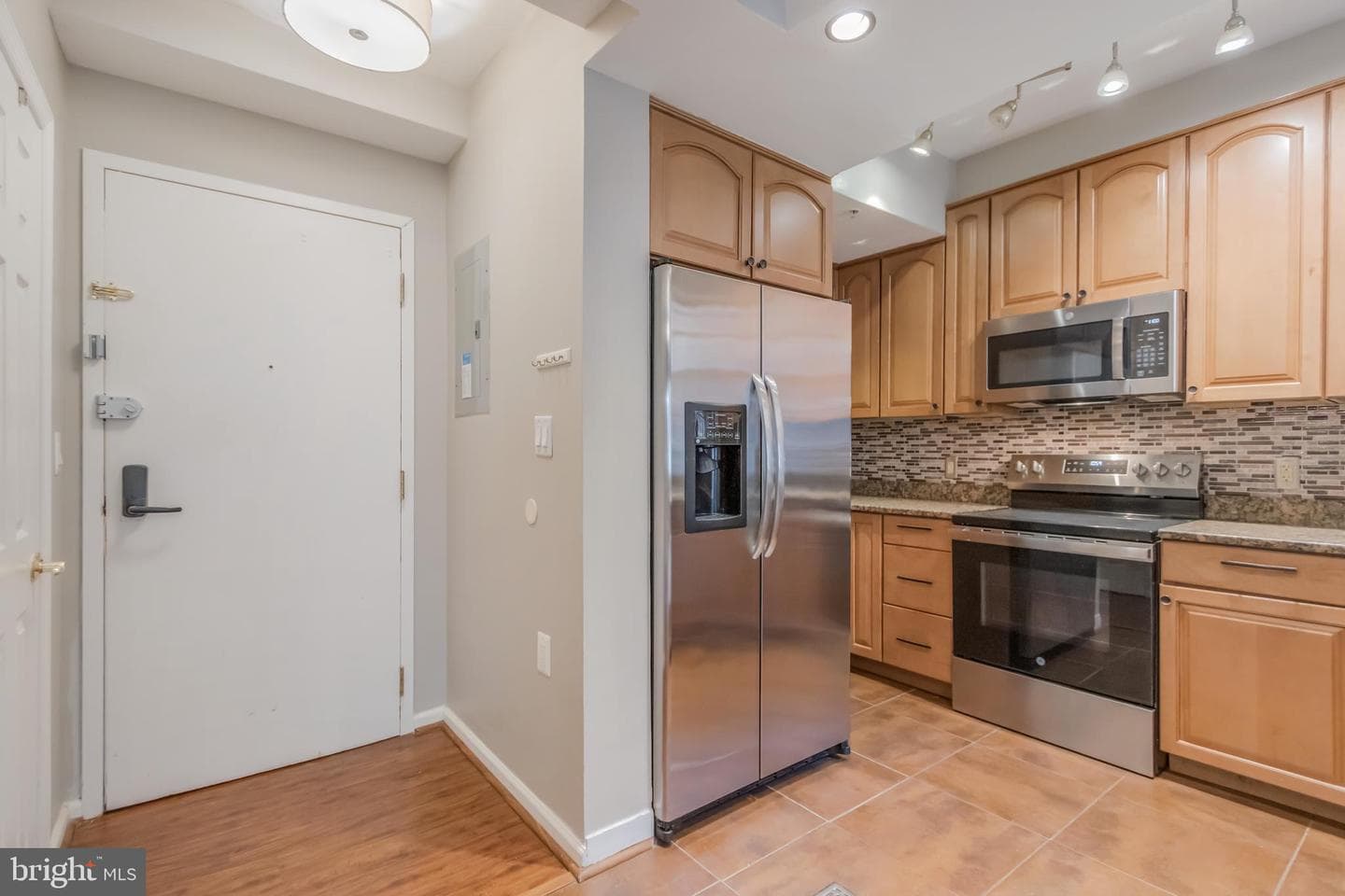 1458 Columbia Road NW #109 photo 11