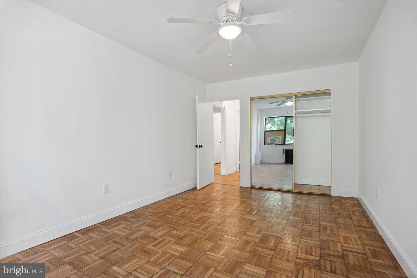 3901 Tunlaw Road NW #502 photo 17