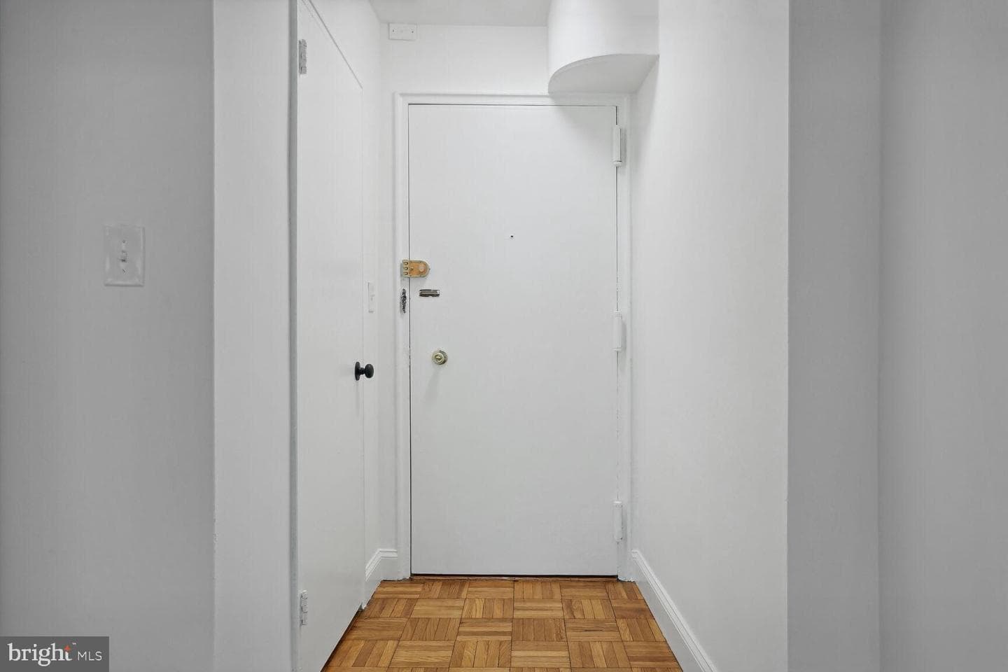3901 Tunlaw Road NW #502 photo 21