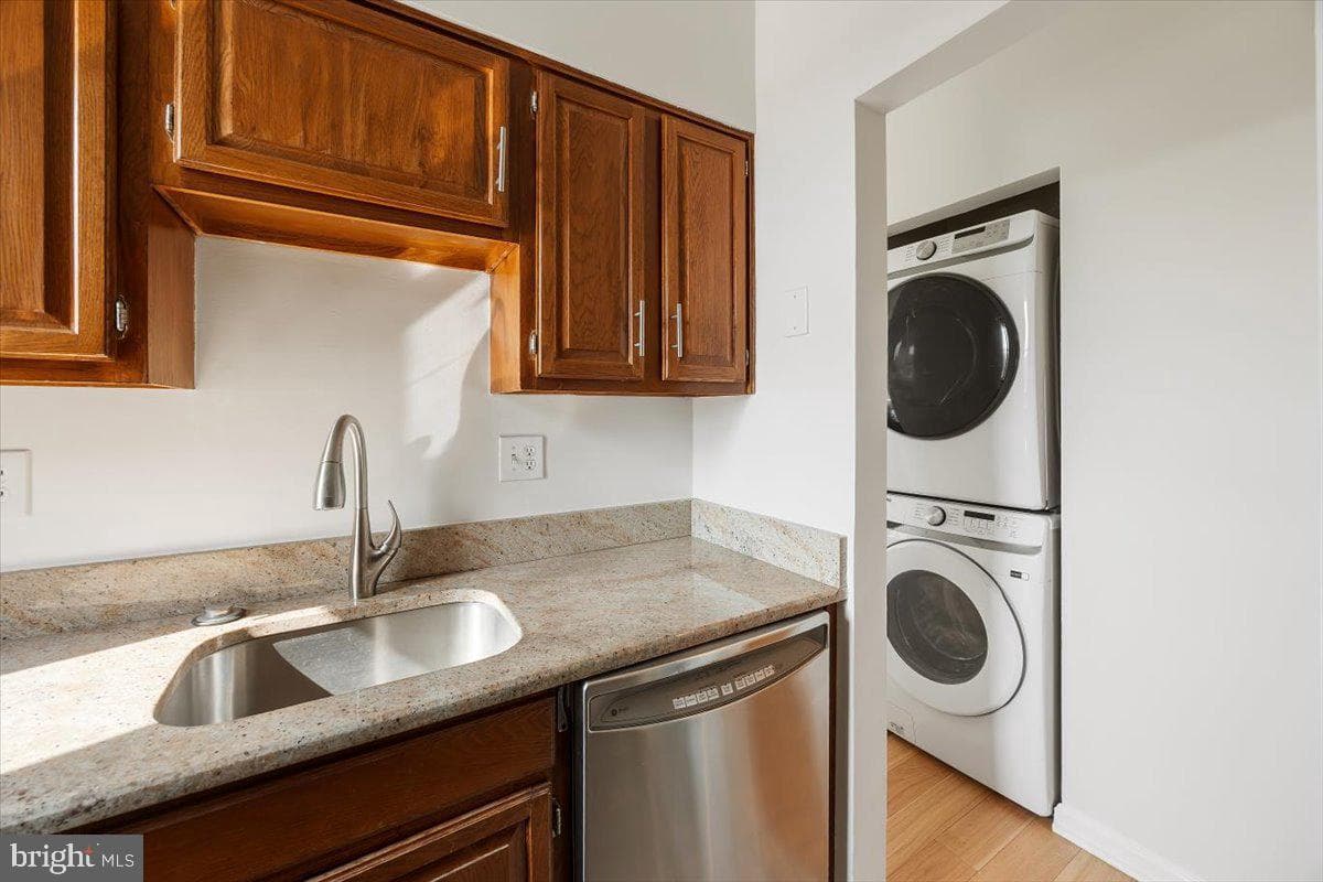 1843 Mintwood Place NW #207 photo 22