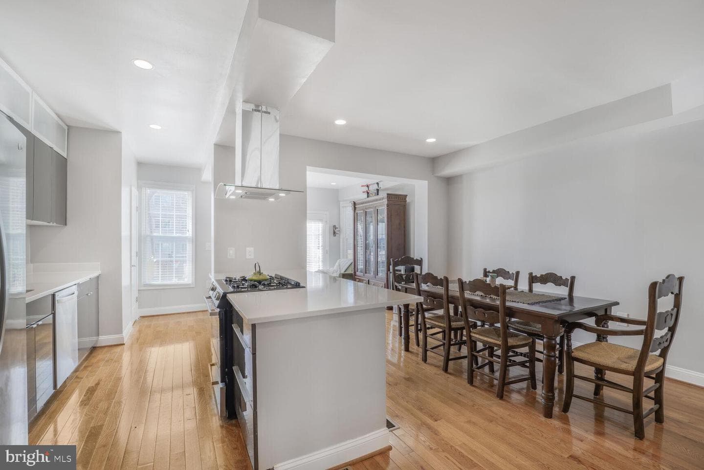 1208 Madison Street NW photo 6
