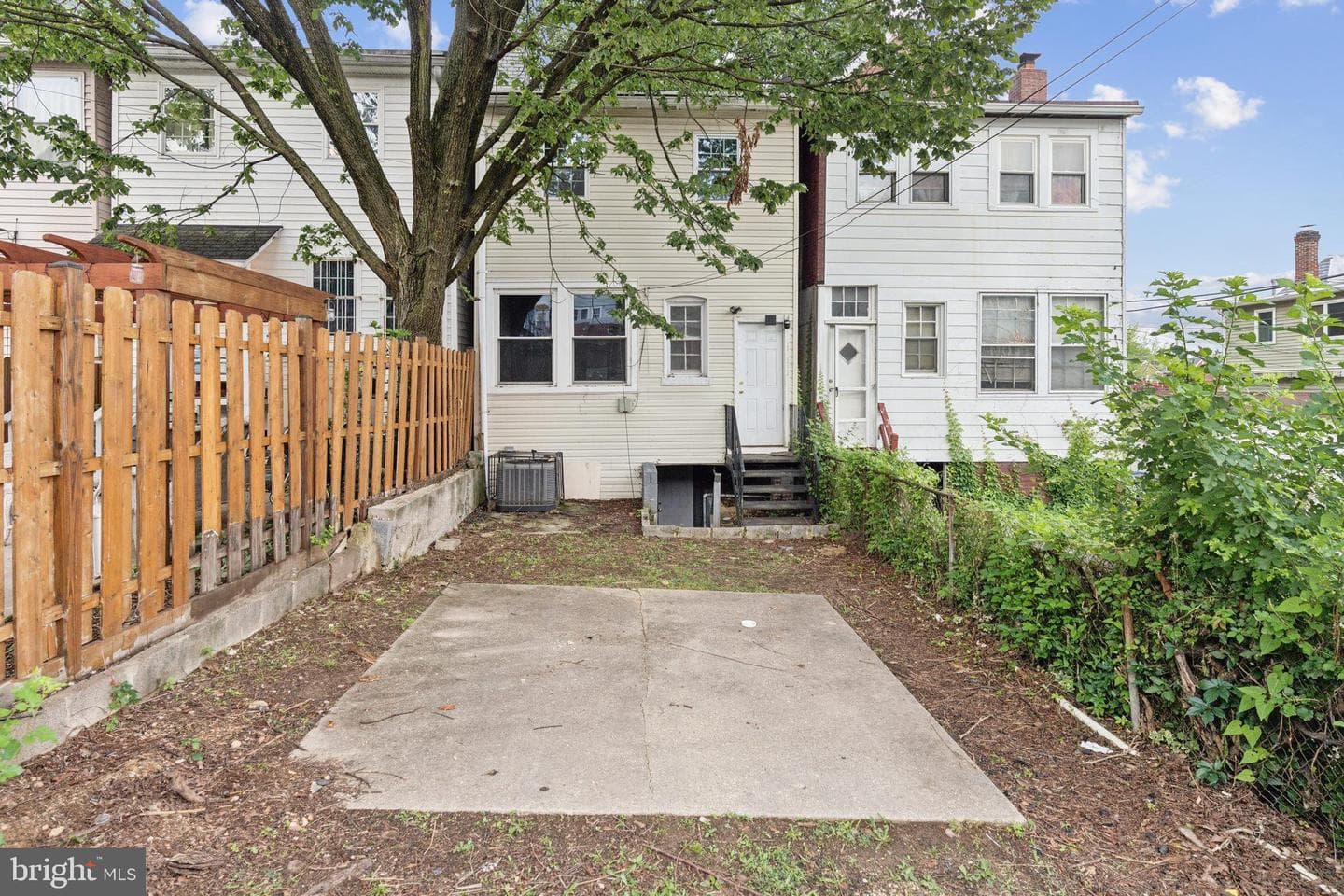 133 Longfellow Street NW photo 2