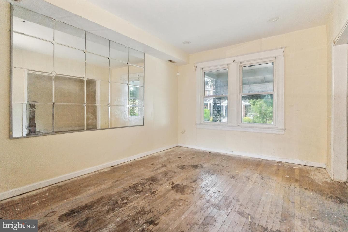 133 Longfellow Street NW photo 9