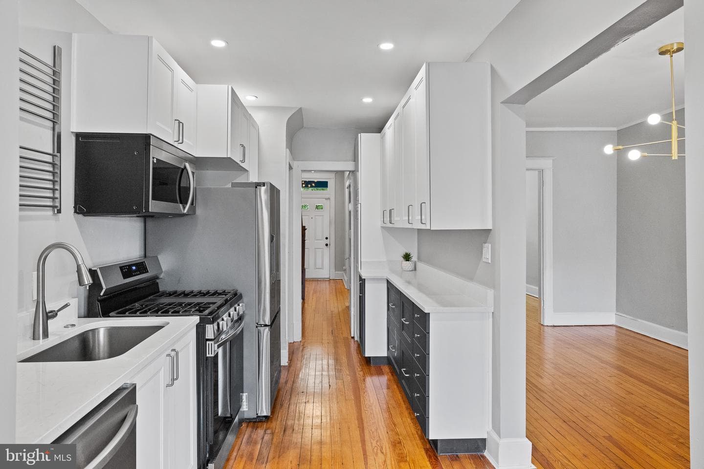 213 Channing Street NE photo 14